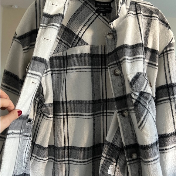 Carbon38 XS Plaid Oversized Jacket - Picture 7 of 9